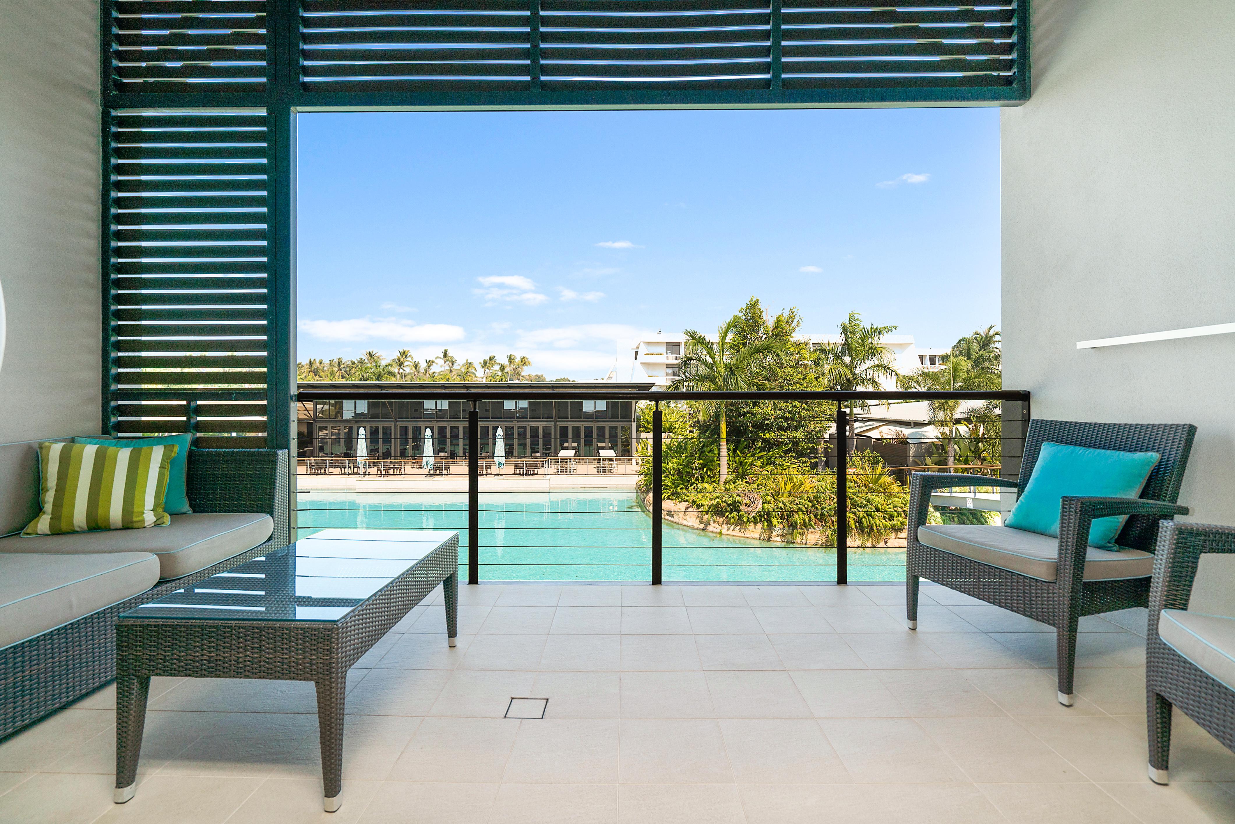 Mindil Beach Casino Resort Darwin Exterior foto The pool at the W Hotel