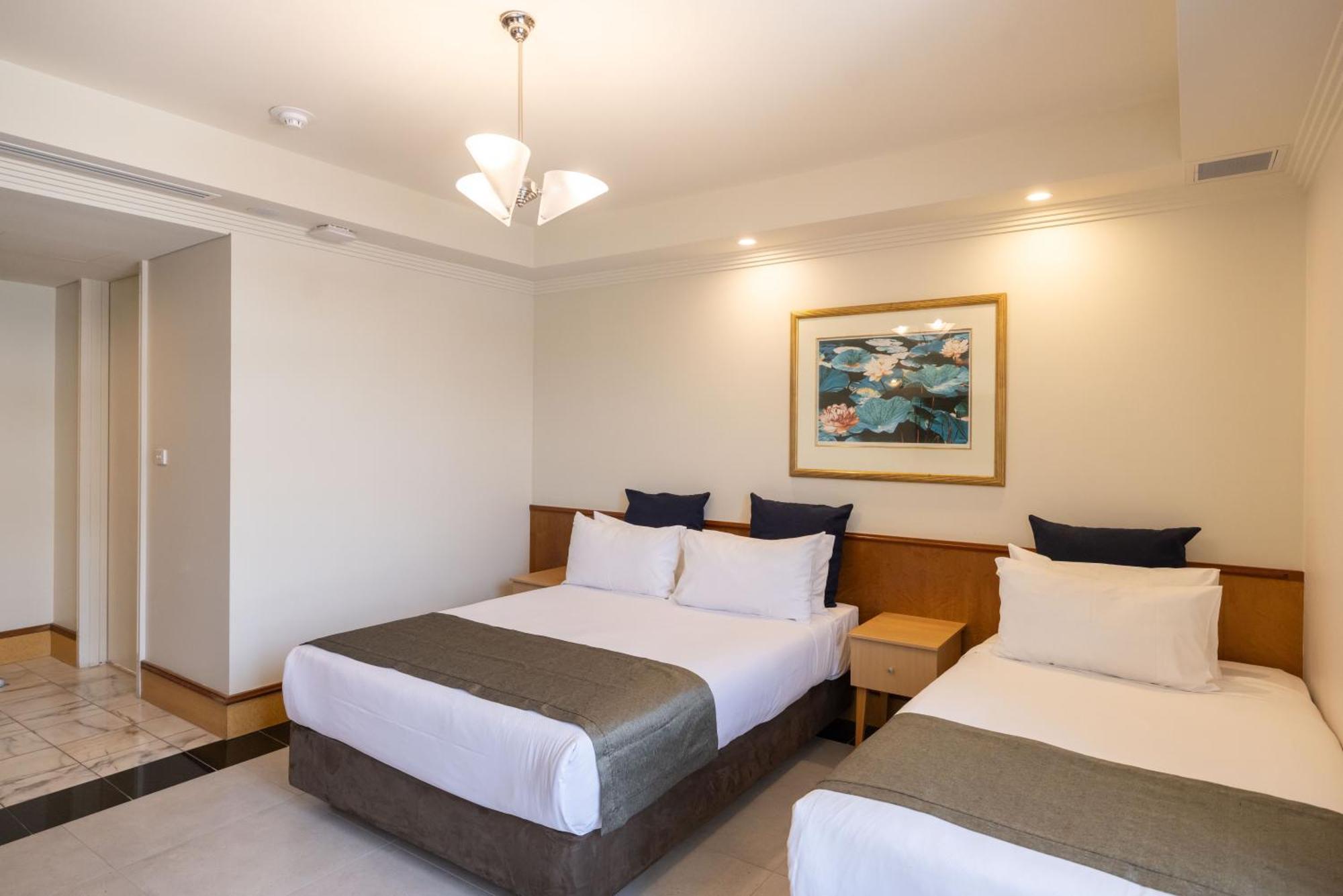 Mindil Beach Casino Resort Darwin Exterior foto A room at the hotel